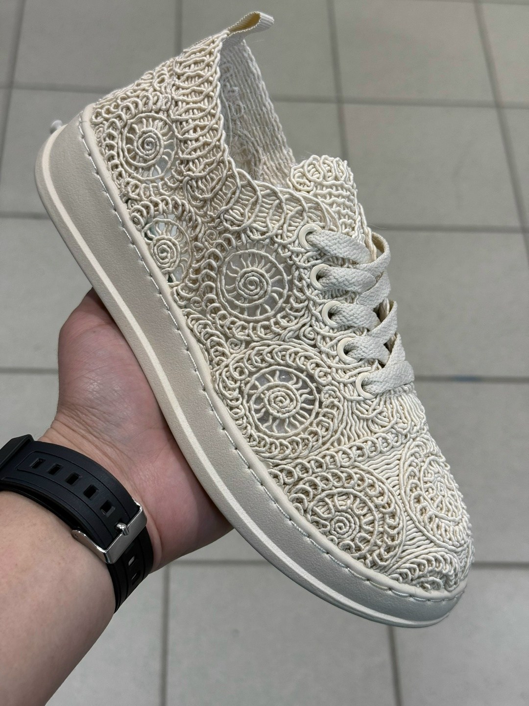 ,женские кроссовки,женская ,обуви,кружевные кеды женские