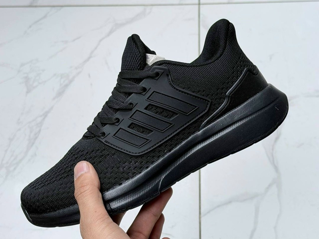 кроссовки adidas,дышащие кроссовки адидас,кроссовки женские дышащие адидас,кроссовки женские adidas,женские кроссовки adidas eq21