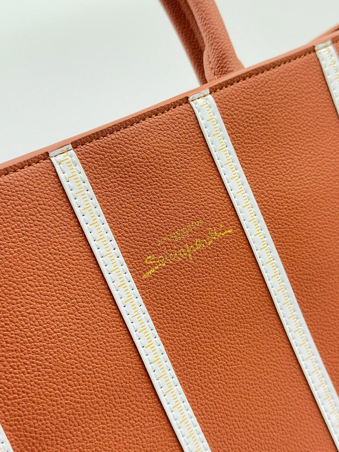 сумка,сумки женская,элегантная сумка,модная сумка,большие сумки