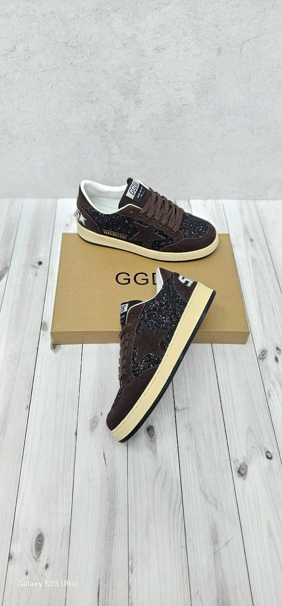 golden goose superstar distressed leather and suede sneakers,golden goose ball star,golden goose navy suede superstar sneakers,golden goose men's ball star suede low-top sneakers,golden goose super st