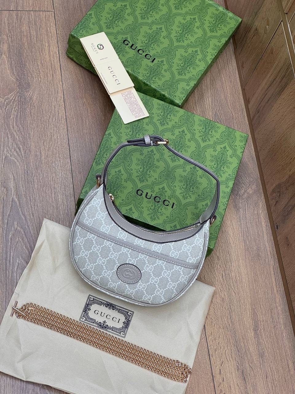 gucci сумка,женская сумка gucci,gucci сумка на плечо полумесяц,сумка через плечо gucci,сумка через плечо простая и стильная gucci