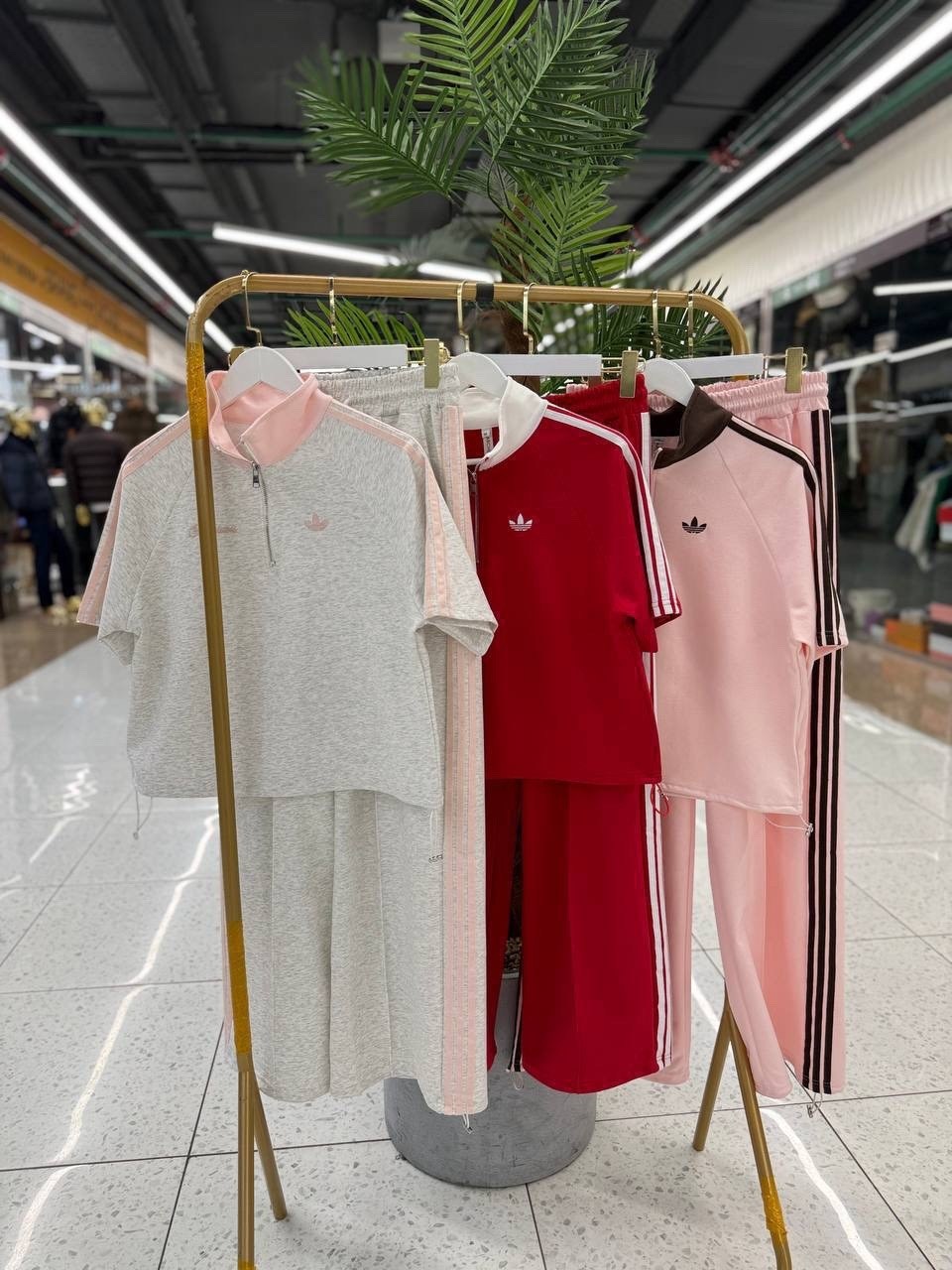 спортивный костюм adidas,спортивные костюм,женский спортивный костюм adidas,костюм,женские спортивные костюмы