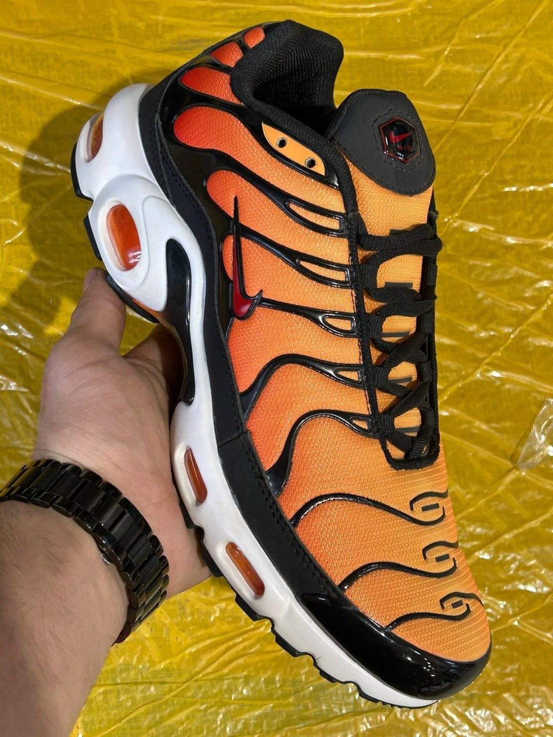 кроссовки nike air max tn plus,nike air max plus tn,кроссовки,nike air max plus tn black,кроссовки мужские nike air max plus