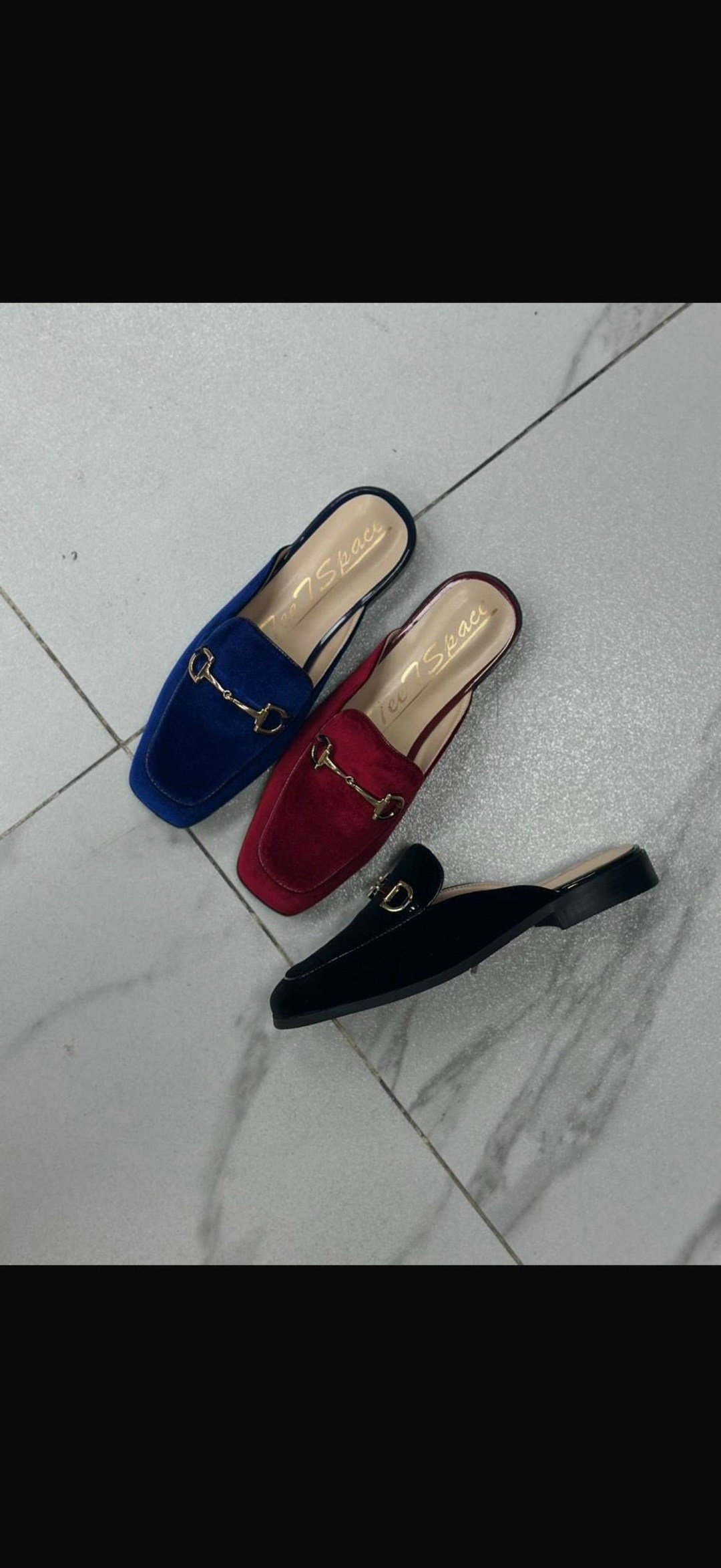 обувь женская,легинсы со штрипками,лоферы женские 2025 модные тренды,леггинсы со штрипками,лакированные лоферы