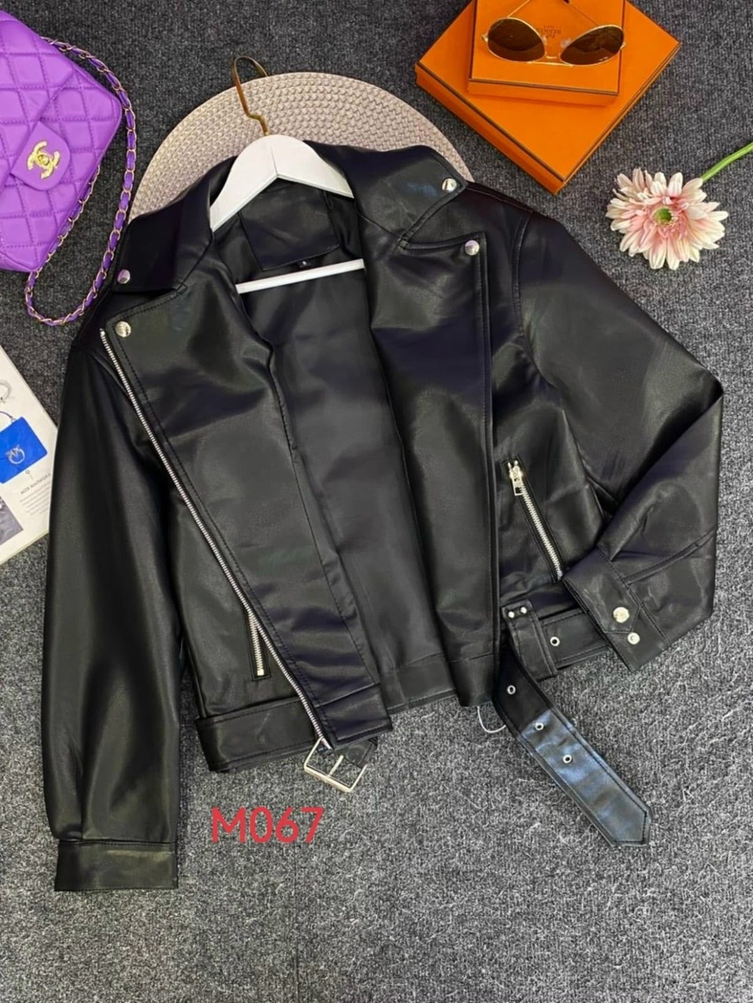 кожаная куртка косуха,женская куртка кожаная косуха,куртка кожаная женская,куртка косуха,кожаная куртка