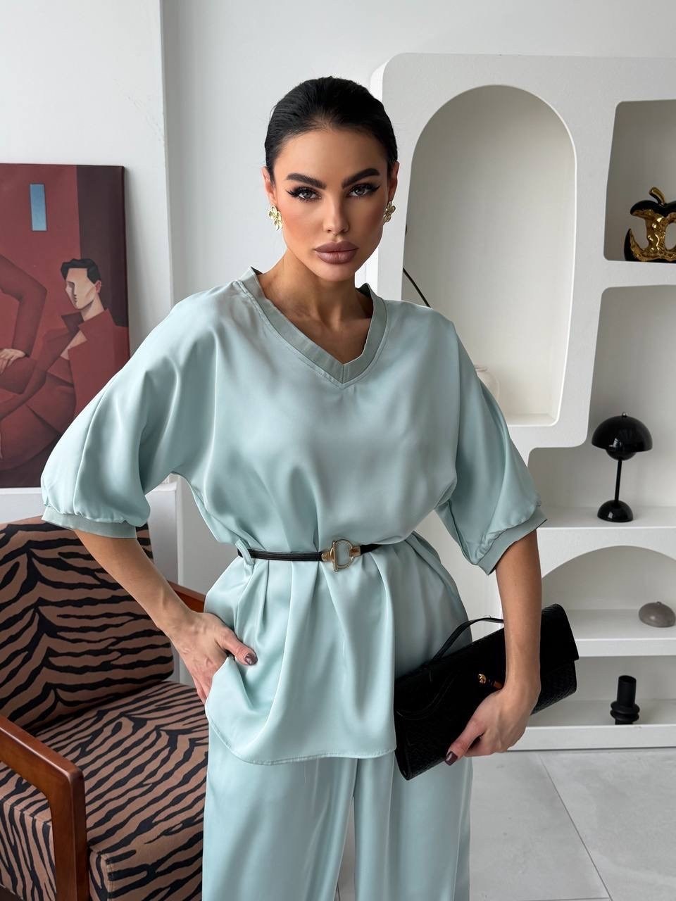 шелковый костюм в пижамном стиле с брюками shokh,шелковый костюм в пижамном стиле с брюками shokh 180097684,костюм с брюками,шелковый брючный костюм,костюм с брюками палаццо