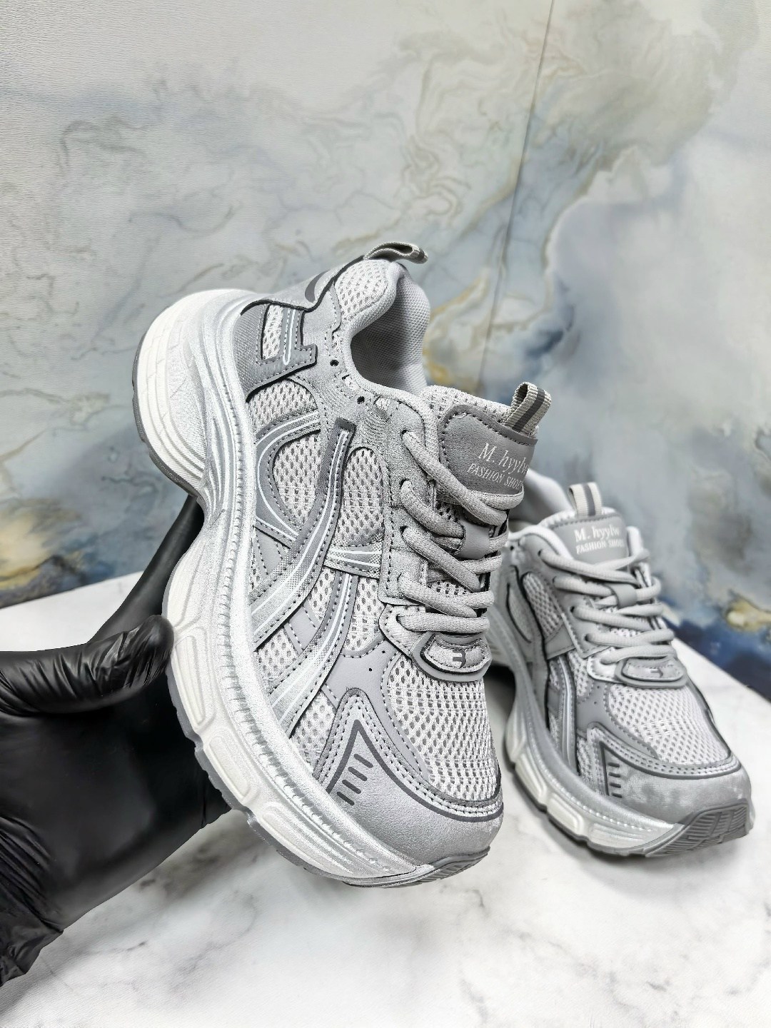 кроссовки,женские кроссовки,массивные кроссовки,повседневные кроссовки,оригинальные кроссовки