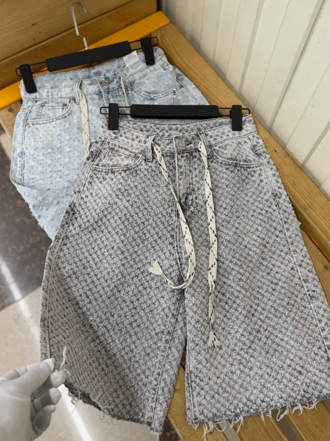 джинсовые шорты,шорты джинсовые женская,женские шорты,мужские джинсовые шорты,шорты джинс