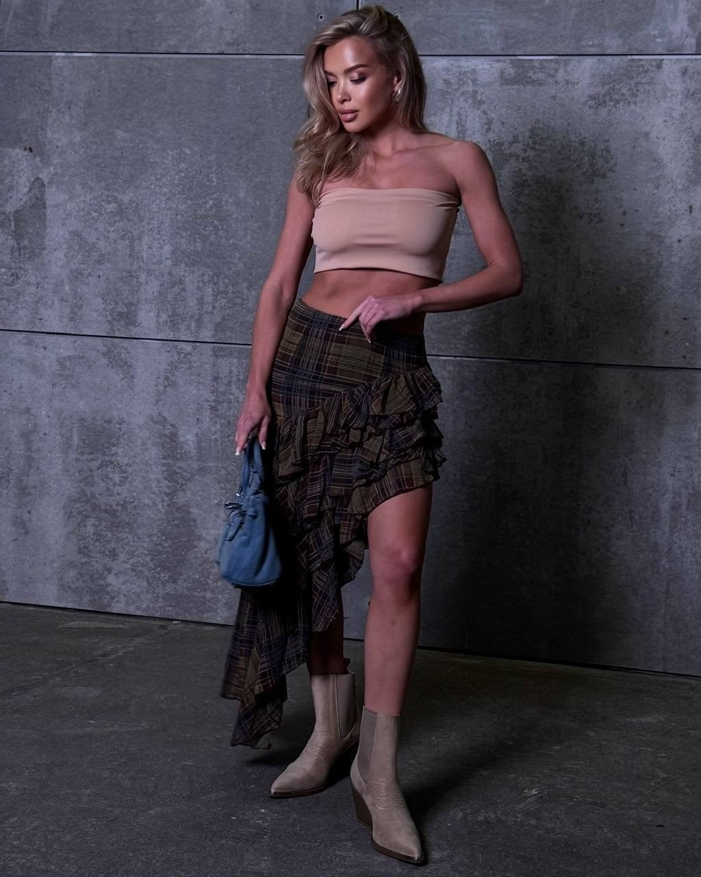 девушка,девушка и женщина,стильные наряды,эскорт девушка