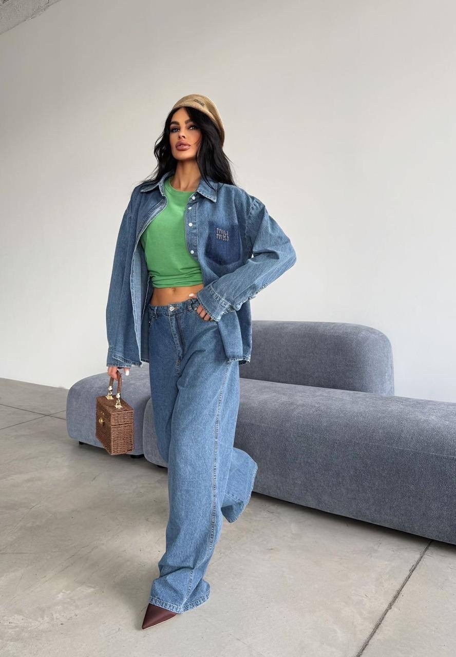 джинсы широкий,джинсы модные,джинсовая куртка,джинсовые костюмы