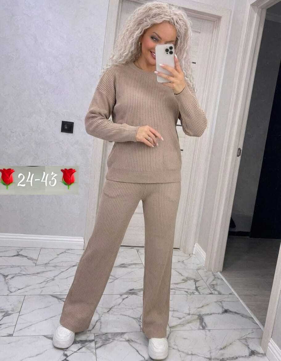костюм женский,вязаный костюм с брюками палаццо,трикотажный костюм,костюм классический,вязаный брючный костюм