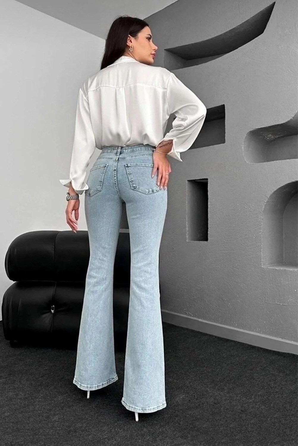 джинсы клеш женские,джинсы клёш женские 2025,женские джинсы,джинсы брюки,женские джинсы и брюки