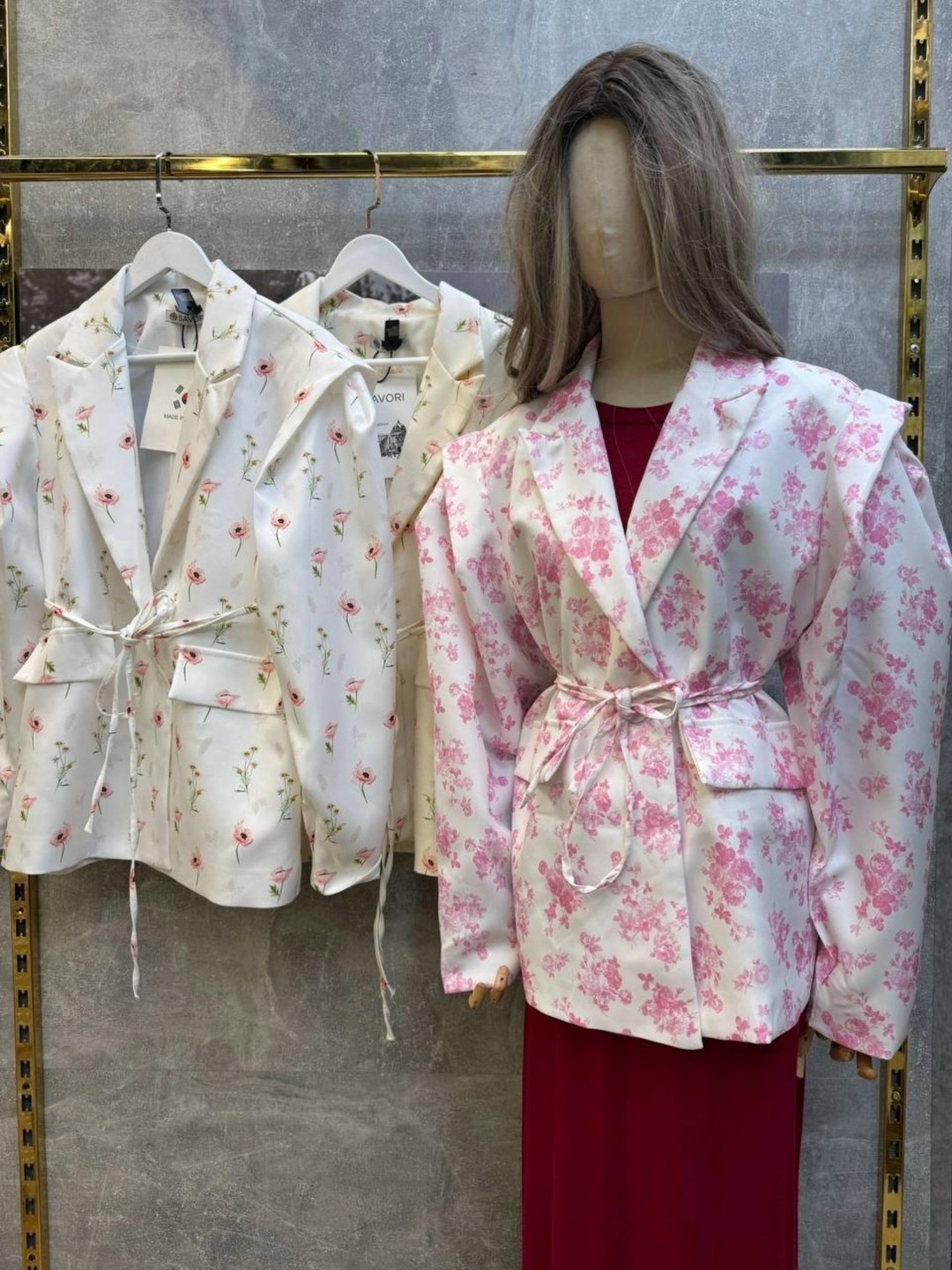 пиджак оверсайз с цветочным принтом leroy style,женский пиджак,пиджак оверсайз в цветочек marysh collection,пиджак,пиджак розовый