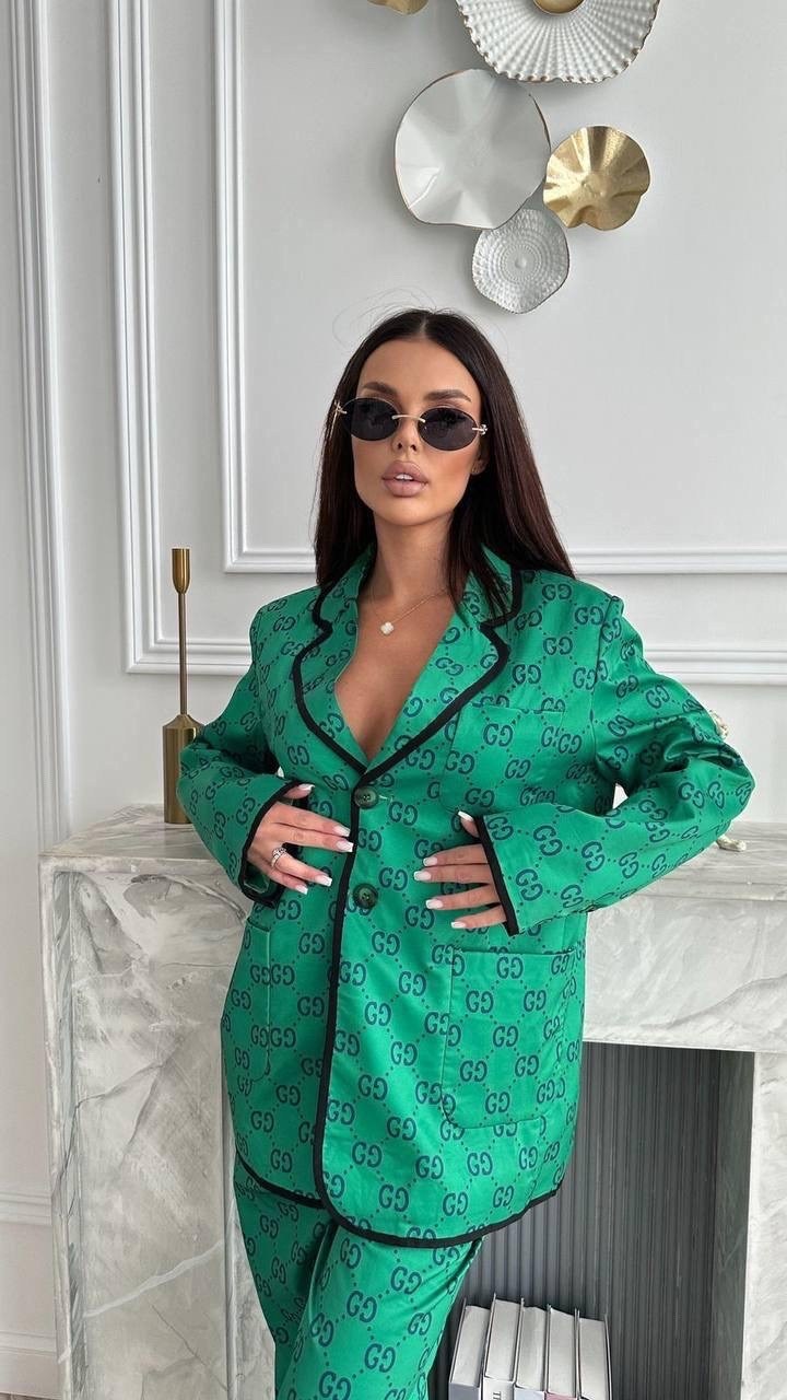 костюм с брюками,атласный костюм женский,женские костюмы,женский брючный костюм,зеленый костюм