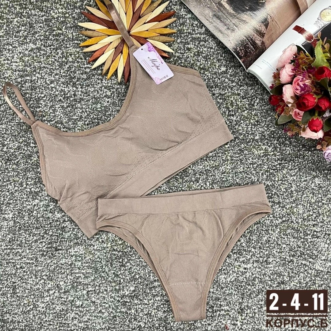 комплект женского нижнего белья,комплект нижнего белья,нижнее белье комплект топ трусы женское,женский топ нижнее белье,женская нижнее белье