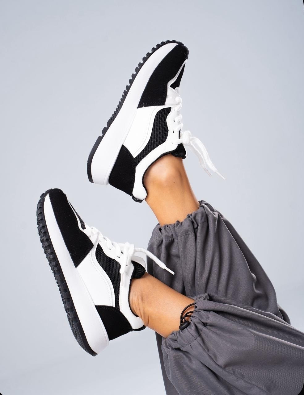 кроссовки женскиe,женские спортивные костюмы,кроссовки модные,женская одежда