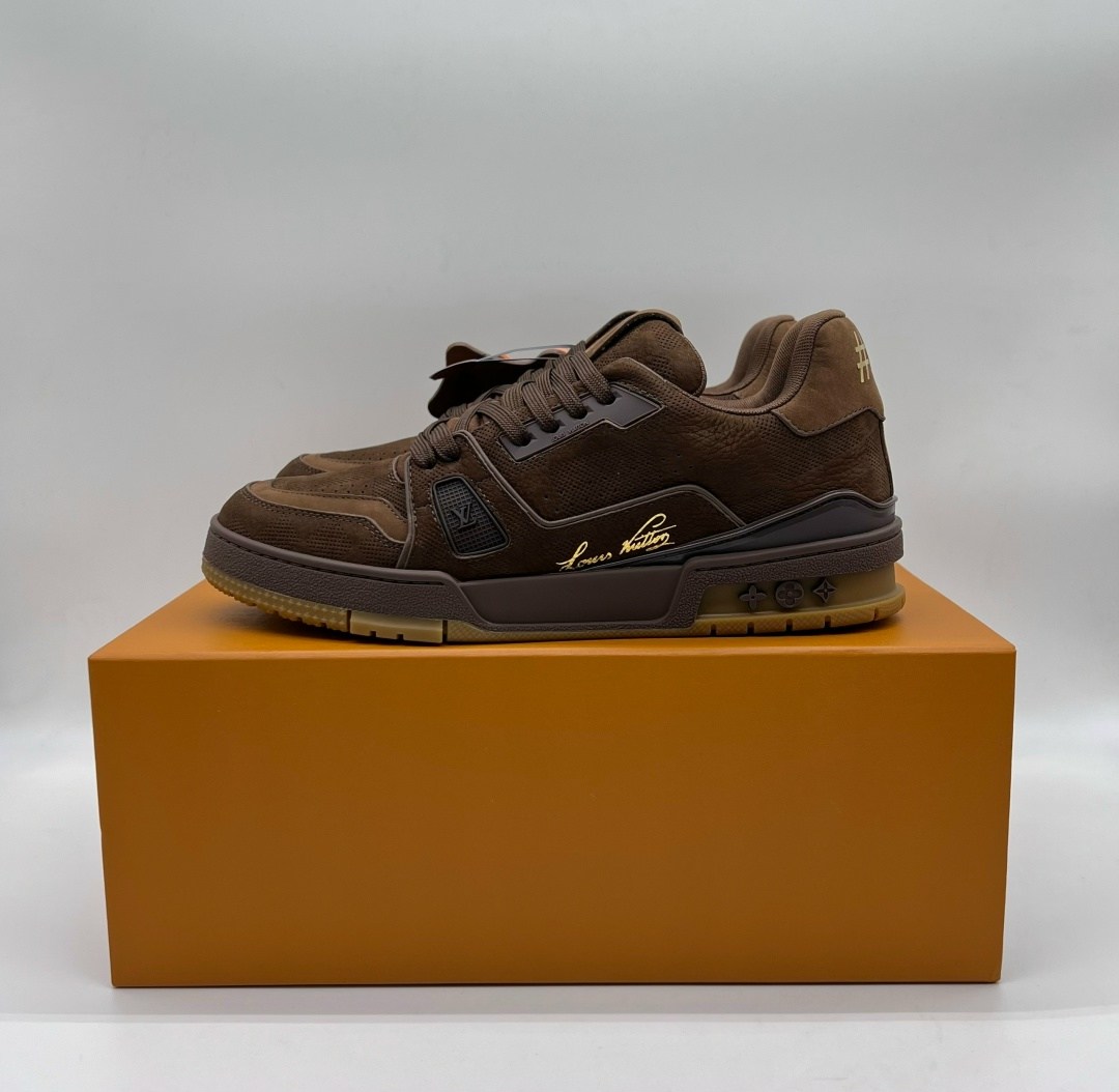 кроссовки louis vuitton trainer,louis vuitton кроссовки,кроссовки louis vuitton мужские,мужские кожаные кроссовки louis vuitton trainer серые,кроссовки луи виттон trainer