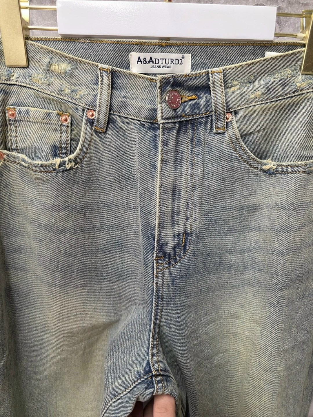 широкие джинсы,джинсы модные,женские широкие джинсы,женские джинсы,джинсы свободного кроя