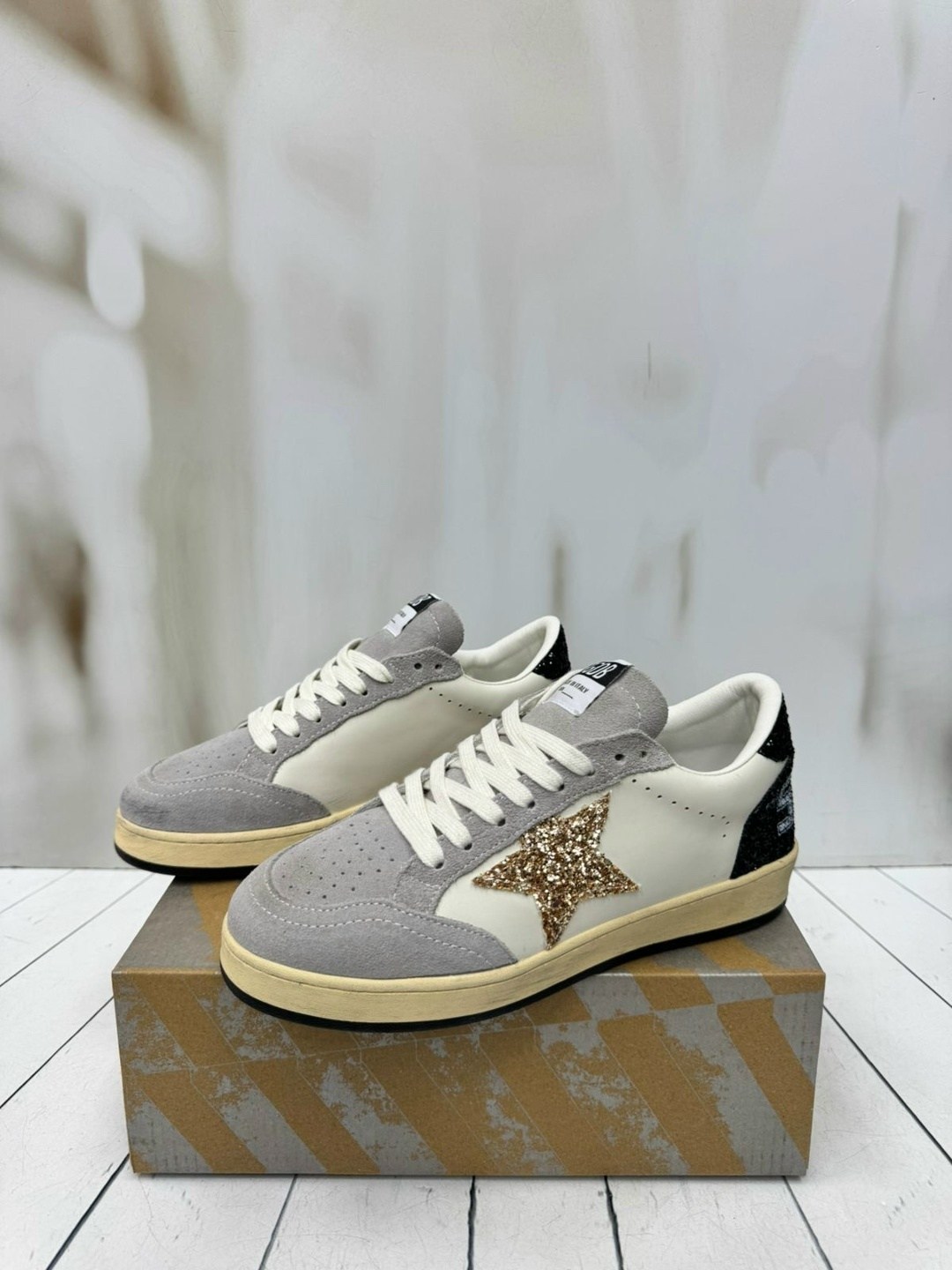 ,кеды golden goose,golden goose кроссовки,кеды женские golden goose ball star белые 37 eu,кеды golden goose женские