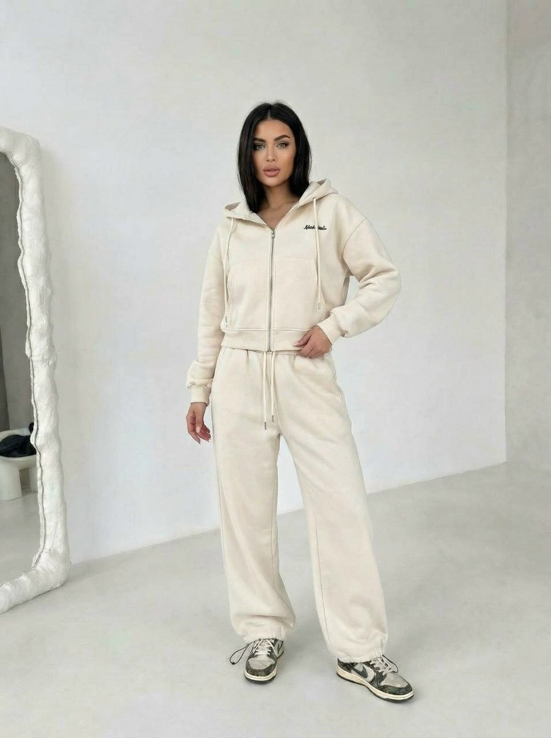 стильный костюм,костюм спортивный женский,спортивный костюм,женские костюмы,стильные спортивные костюмы