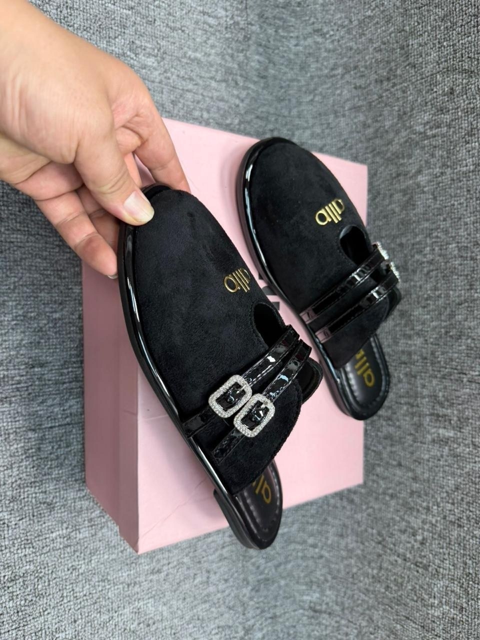 ,шлепанцы женские,тапочки модные,женские шлепки,мюли женские