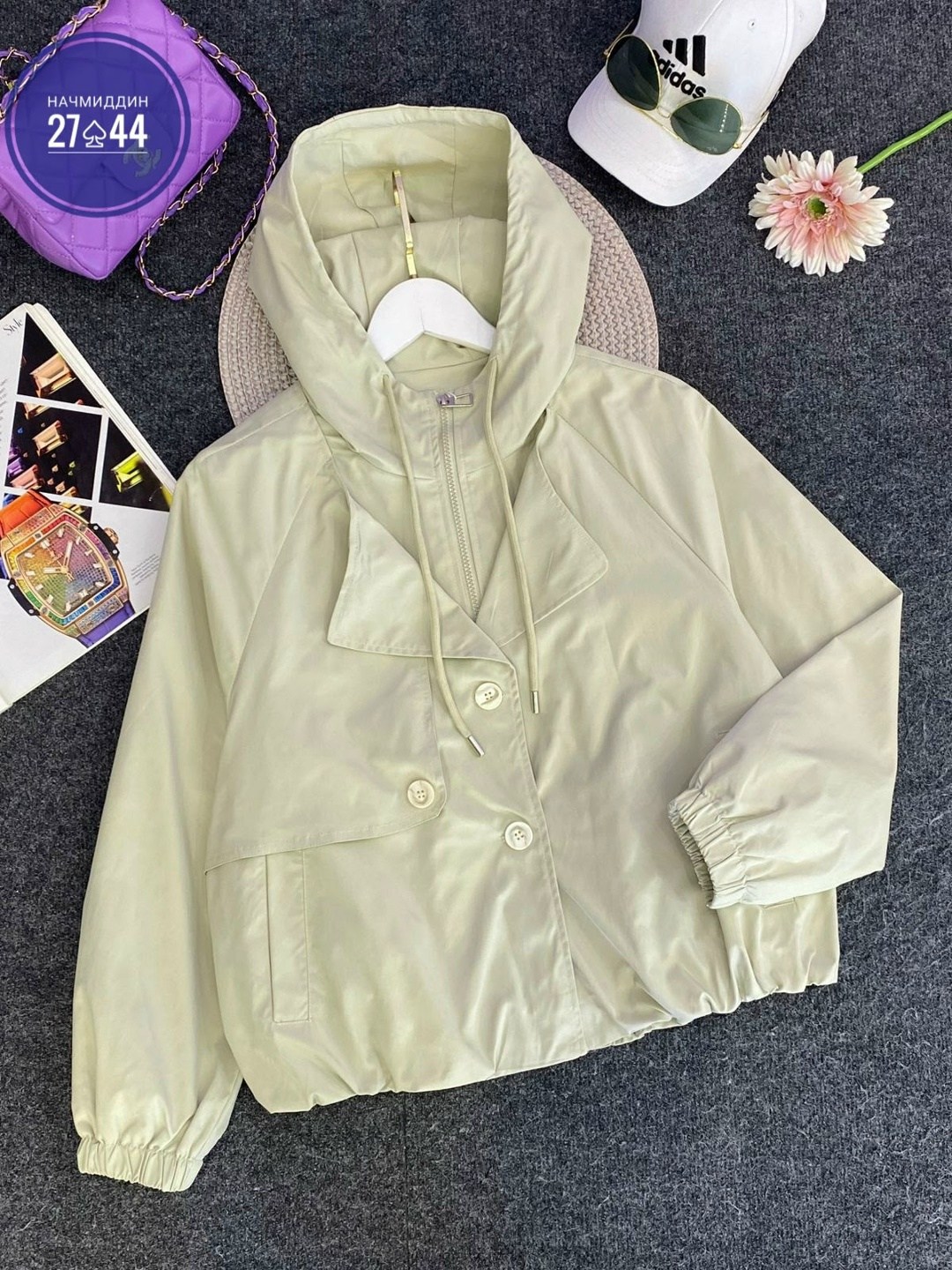 ветровка женская,куртка женская,женская демисезонная куртка,легкая куртка,ветровка