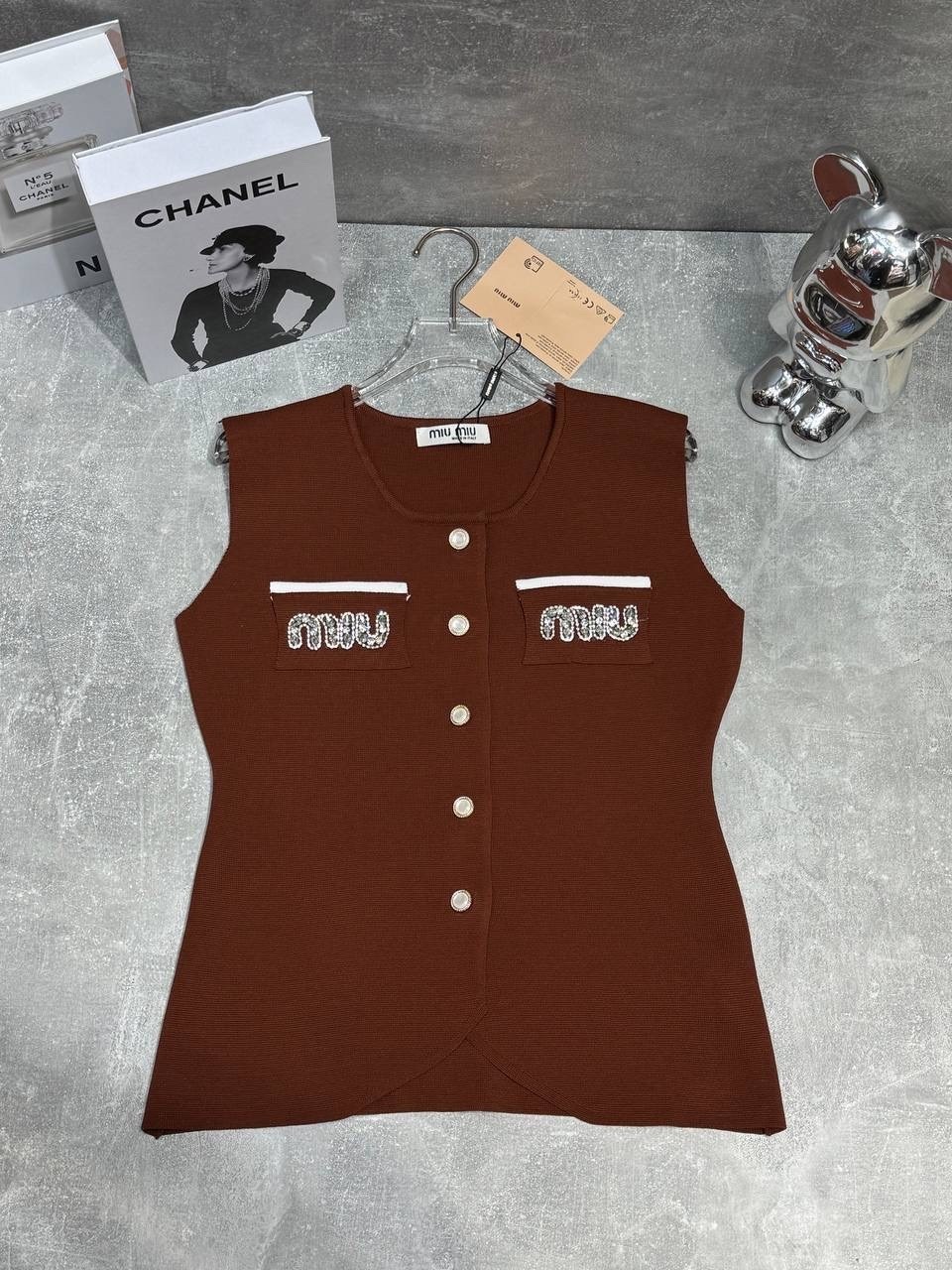 жилетка женская,жилет,вязаные жилеты,жилет на пуговицах,жилет женский