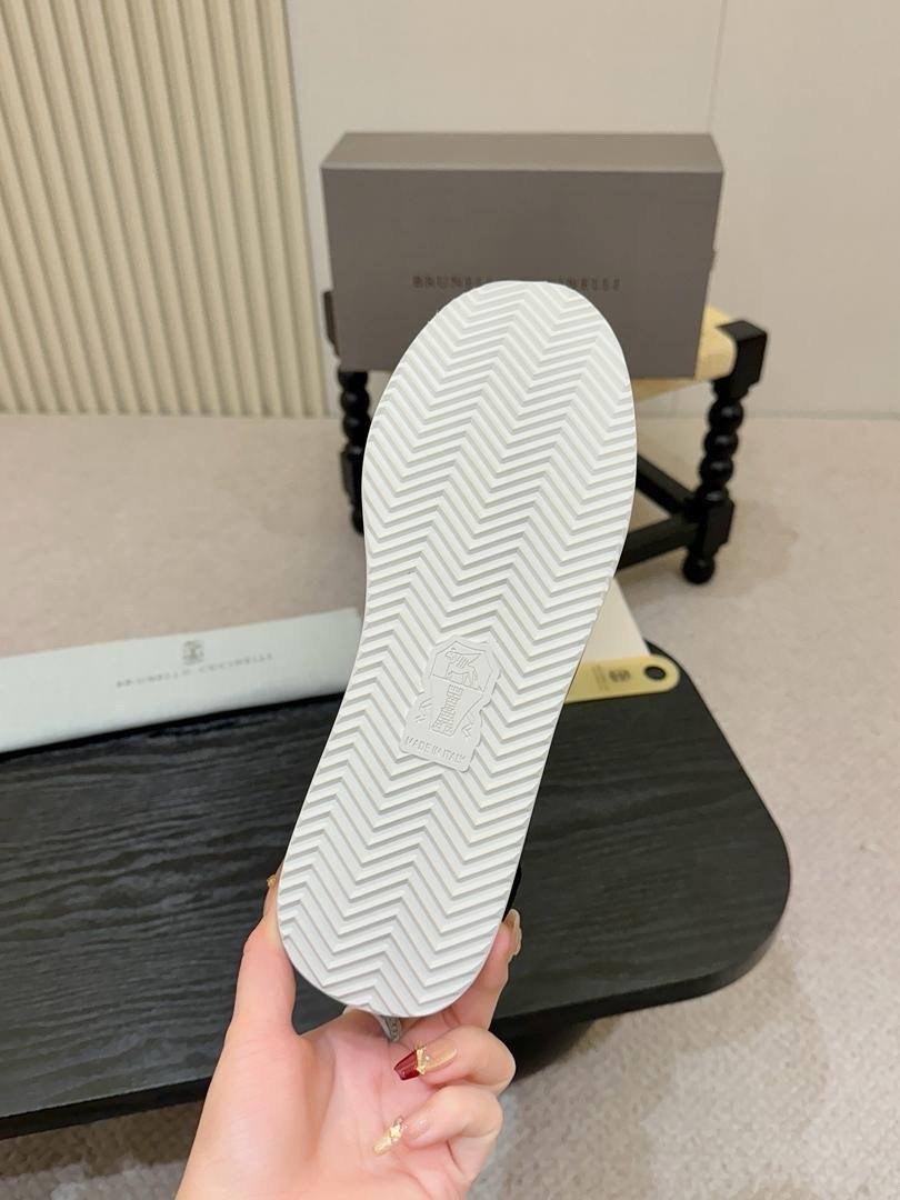 кроссовки мужские brunello cucinelli,кожаные кроссовки brunello cucinelli,кроссовки brunello cucinelli,кроссовки brunello cucinelli черный,комбинированные кроссовки brunello cucinelli