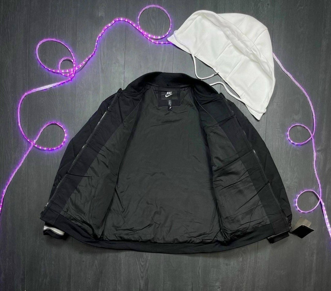 демисезонная куртка nike,бомбер найк мужской,бомбер nike,бомбер мужской nike,куртка nike мужская