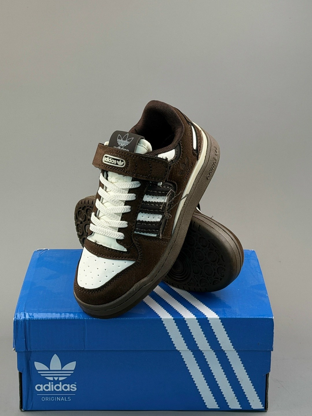 кроссовки adidas,кроссовки adidas original,,кроссовки мужские adidas forum low коричневые,коричневые кроссовки адидас