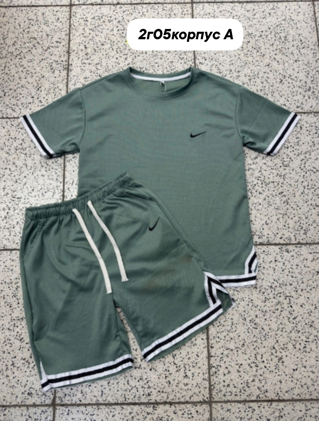 спортивный костюм nike мужской,мужские спортивные костюмы,спортивные костюм,мужской спортивный костюм с шортами и футболкой,костюм футболка шорты спортивный
