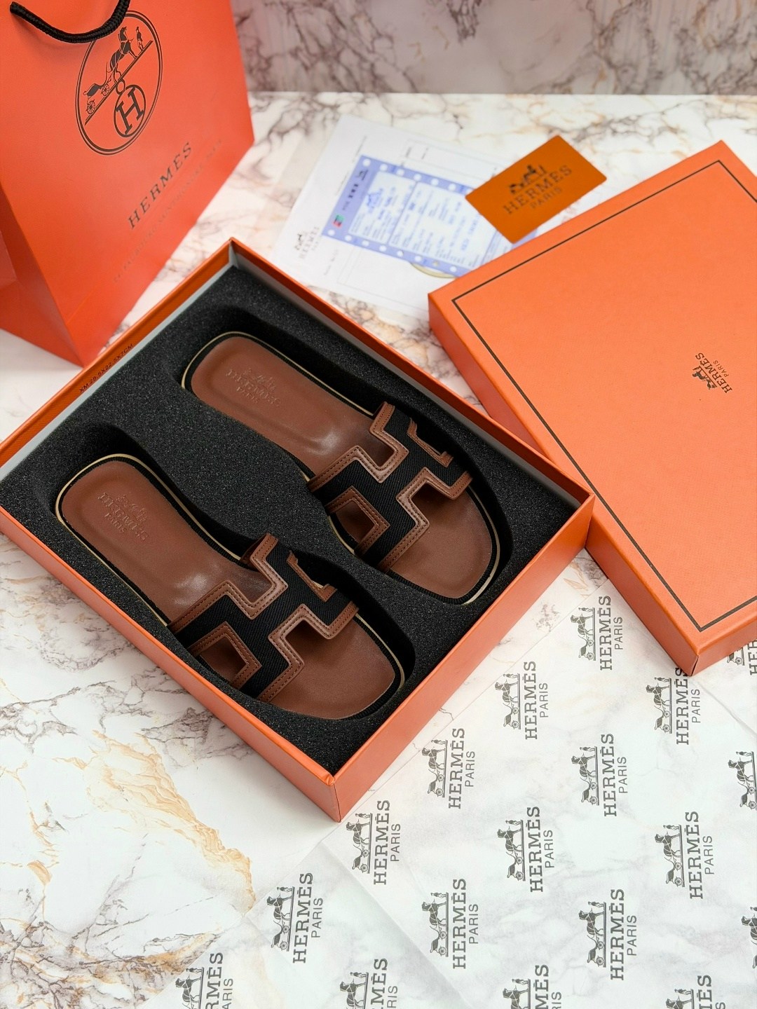 шлепанцы hermes,шлепки hermes женские,шлепки эрмес,шлепки эрмес оран,шлепки гермес