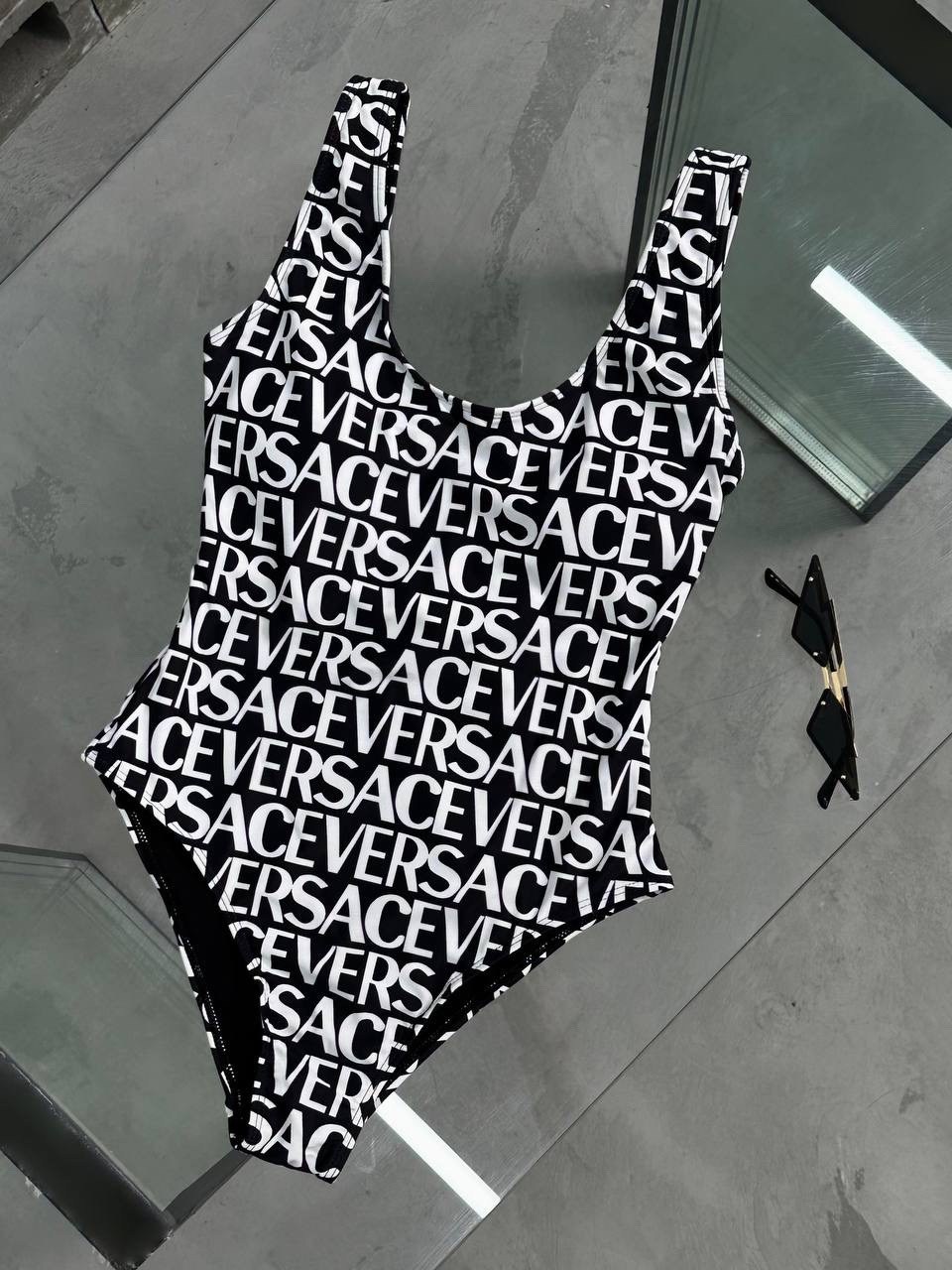 слитный купальник versace,купальник с логотипом versace,слитный женский купальник,купальник раздельный versace,купальник женские
