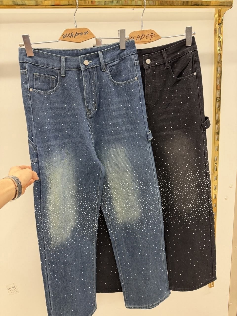 джинсы со стразами,джинсы со стразами женские,брюки джинсы,джинсы,широкие джинсы