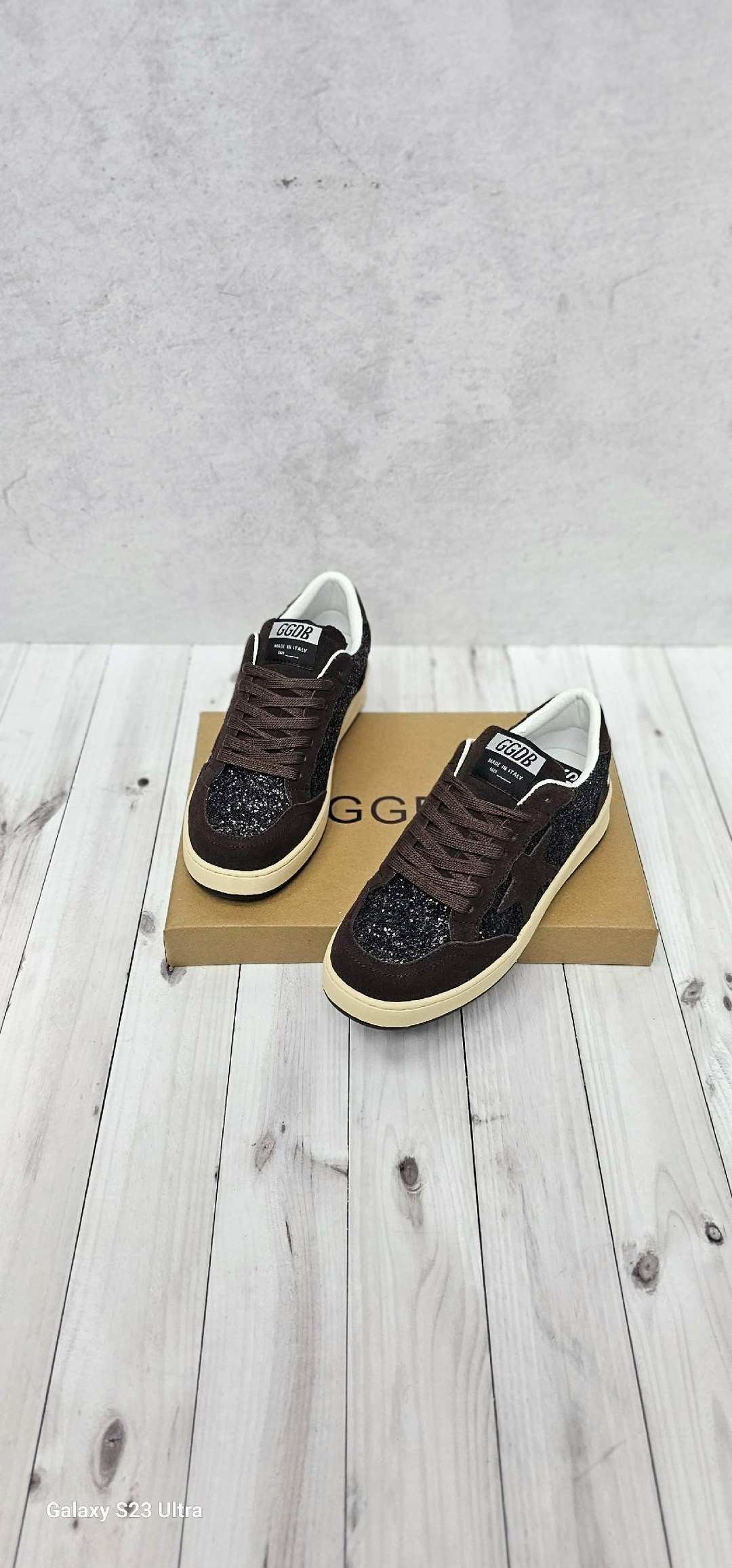 golden goose superstar distressed leather and suede sneakers,golden goose ball star,golden goose navy suede superstar sneakers,golden goose men's ball star suede low-top sneakers,golden goose super st