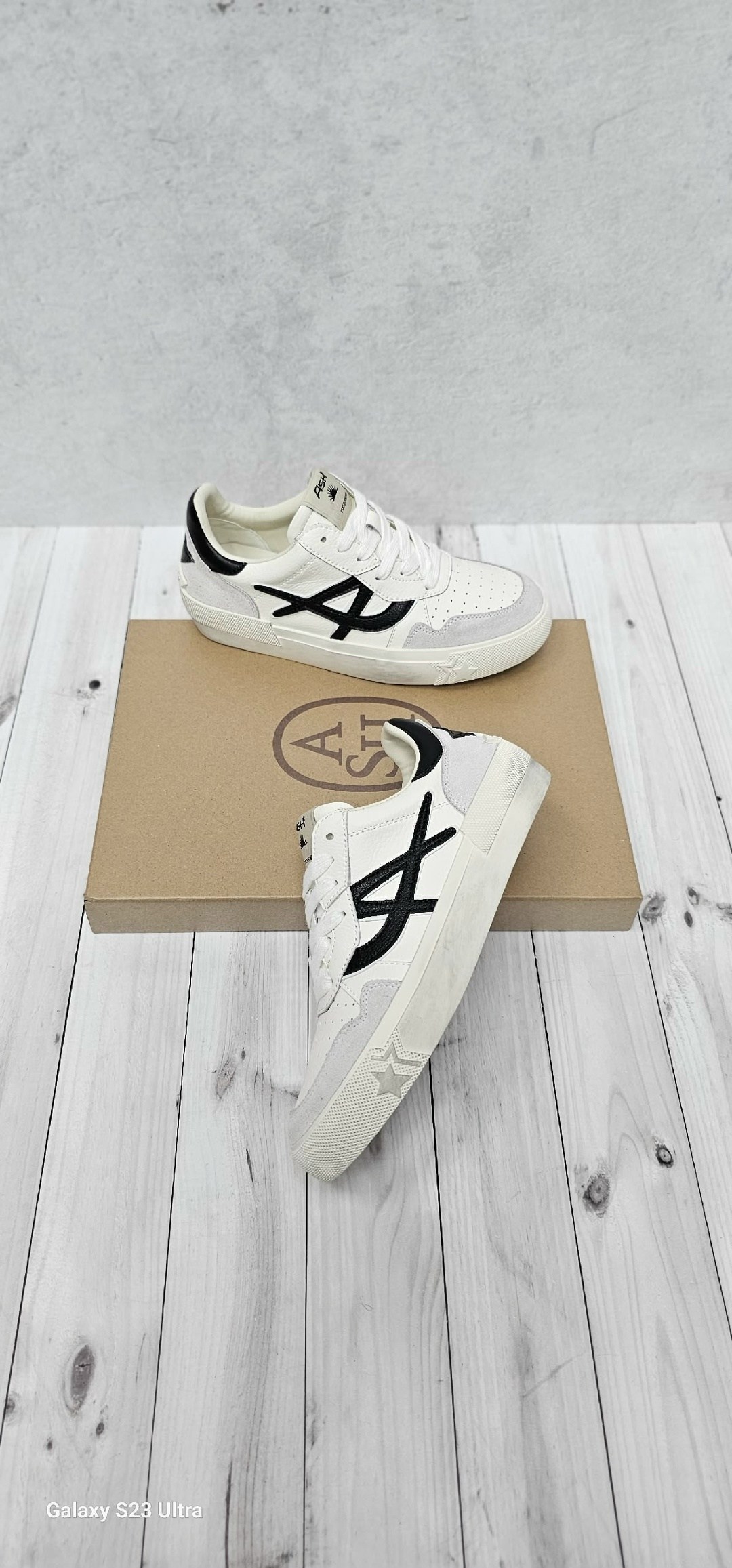 ,спортивные кроссовки,белые кроссовки,женские кроссовки,мужские кроссовки