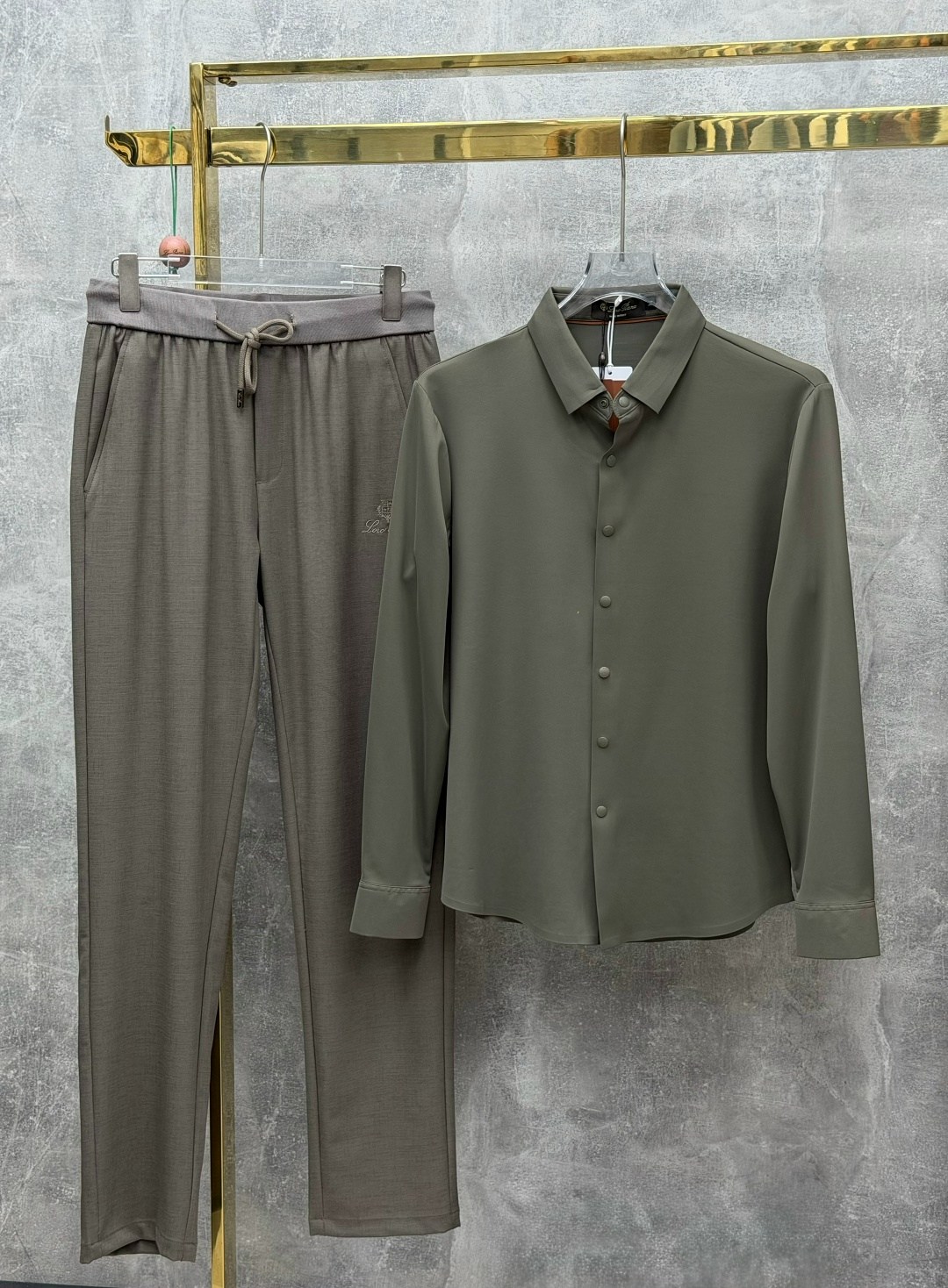 костюм стильный,повседневный костюм,брюки классические,костюм,повседневные брюки