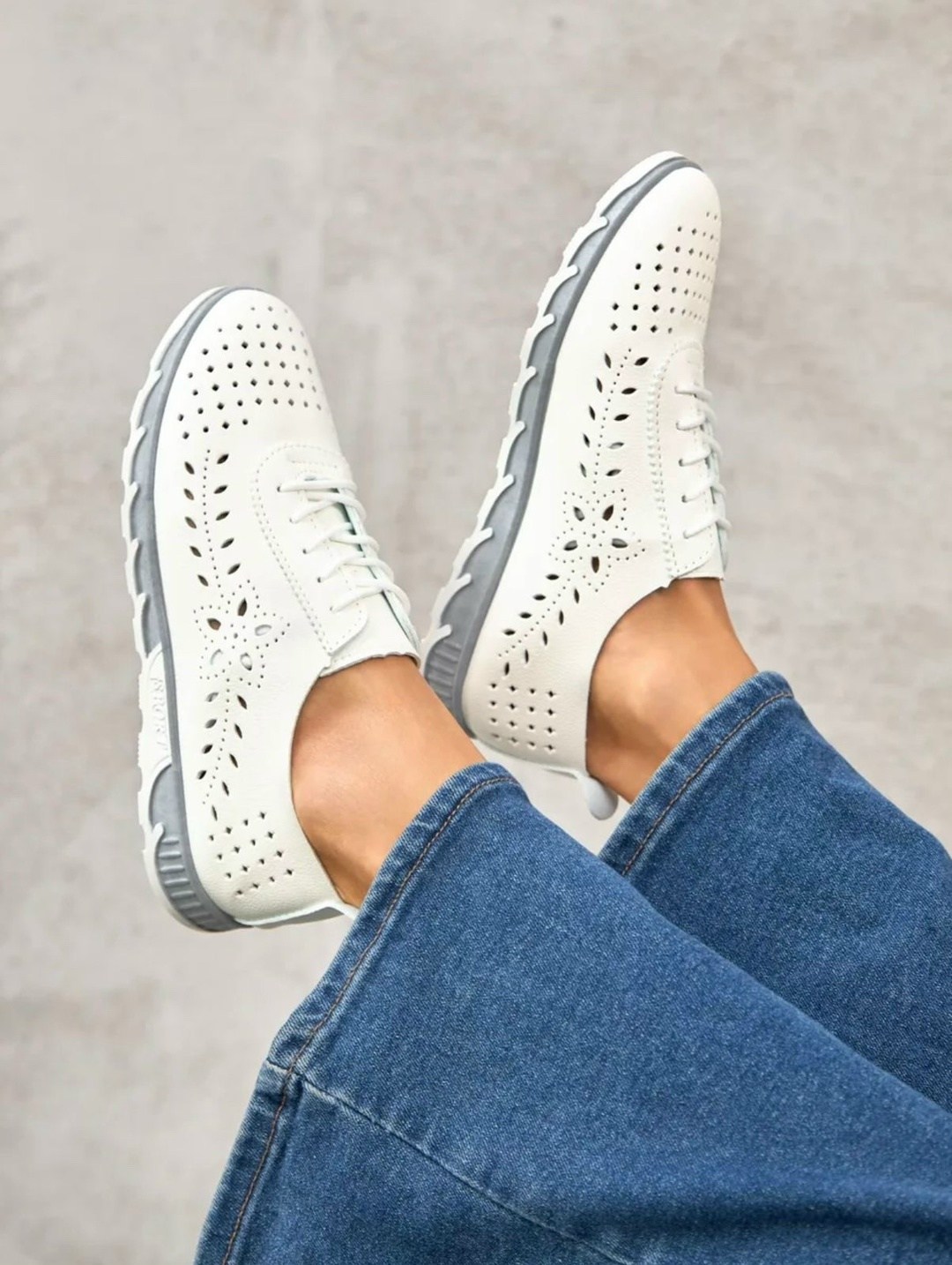 ,кроссовки женскиe,кеды женски,мокасины с перфорацией,кеды с перфорацией