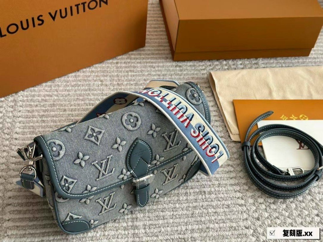 louis vuitton сумка на плечо,сумка женская louis vuitton,louis vuitton сумки,модная женская сумка,сумка на плечо louis vuitton lv