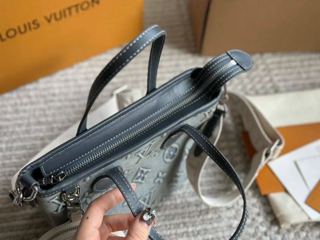 louis vuitton сумка на плечо,cумка louis vuitton,louis vuitton женская сумка,сумка louis vuitton джинсовая,louis vuitton сумка на плечо тоут