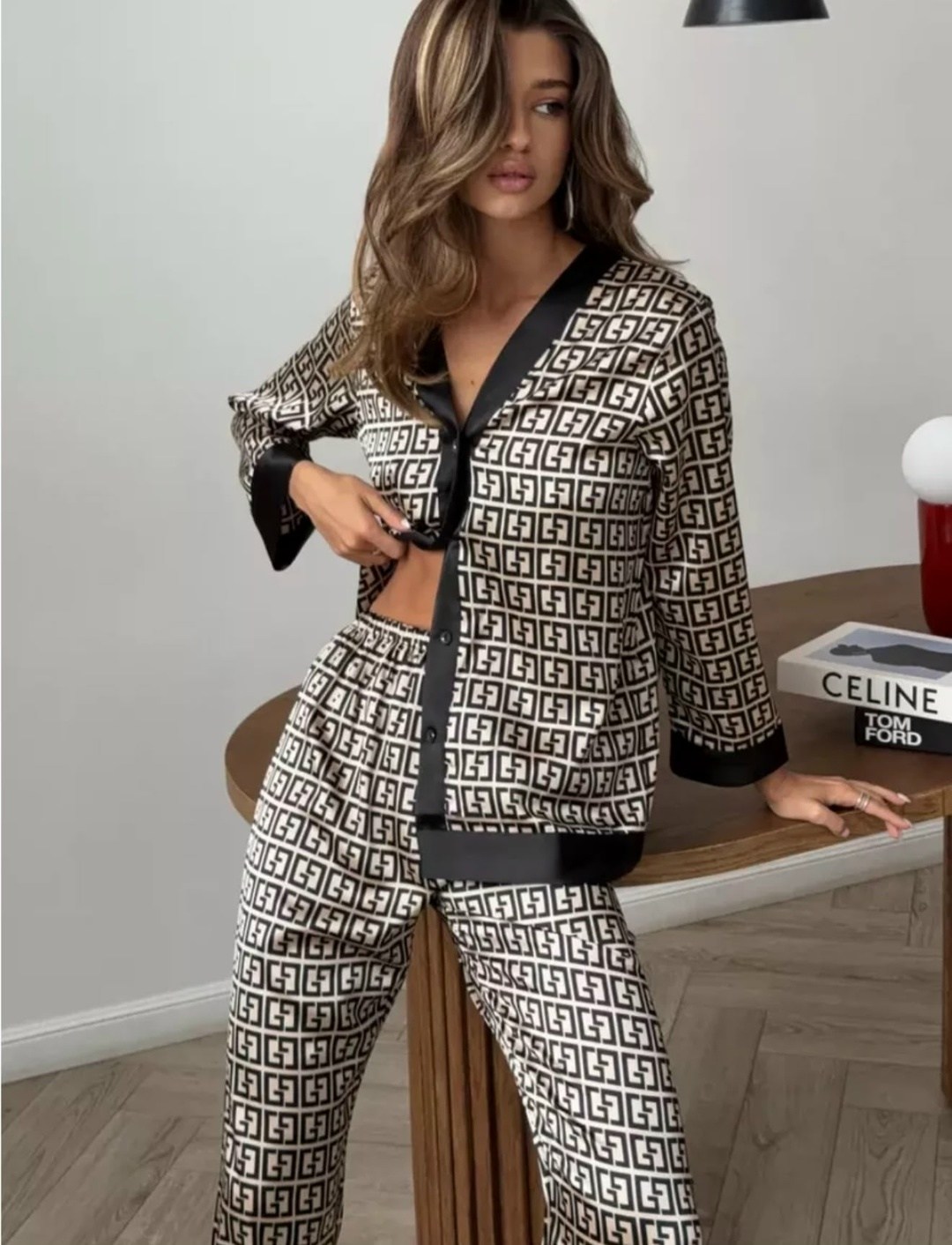 пижама шелковая фенди,пижама женская,пижама,пижама фенди,комплект пижама