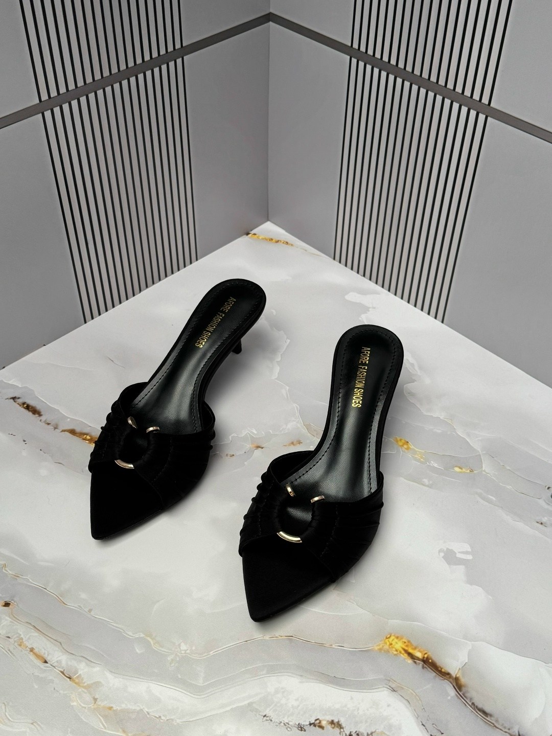 ,элегантные босоножки,женские босоножки,модные босоножки,босоножки на каблуках