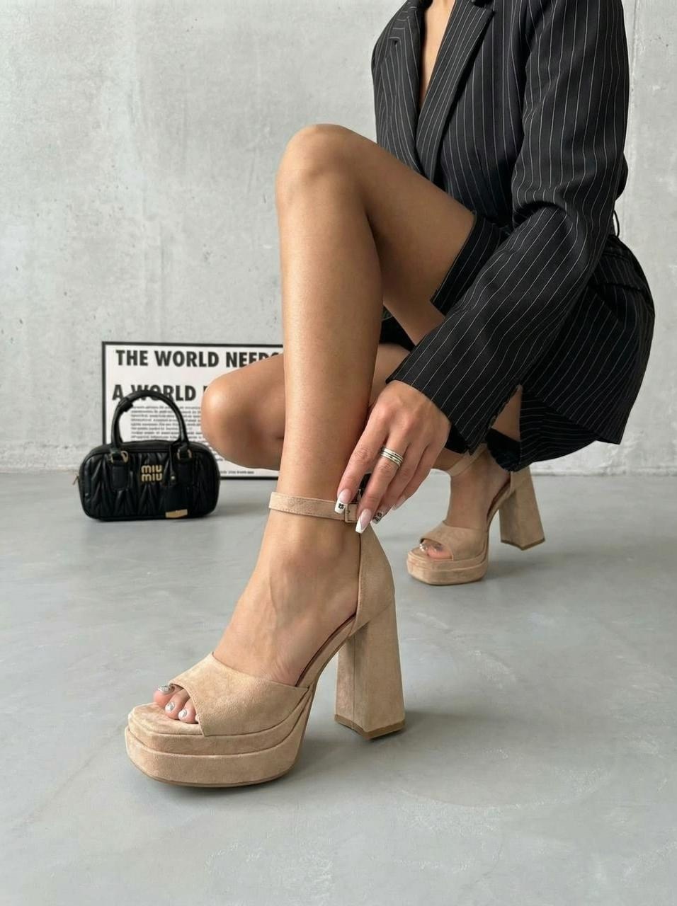 босоножки женские на высоком каблуке с платформой,босоножки на каблуках,босоножки бежевые на каблуке,замшевые босоножки,босоножки на платформе