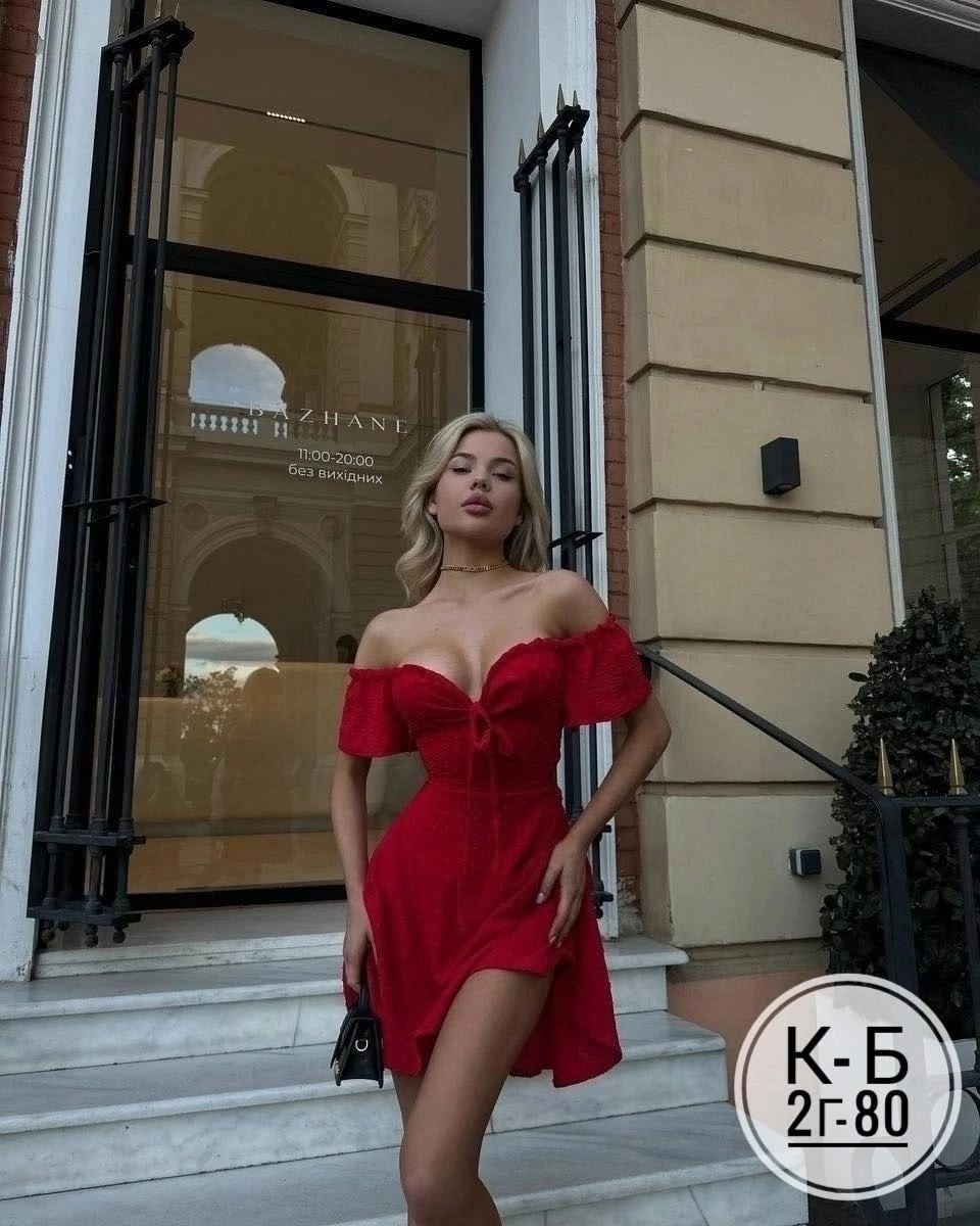 платье с открытыми плечам,платье короткие,стильное платье мини,платье красное,платье вечернее