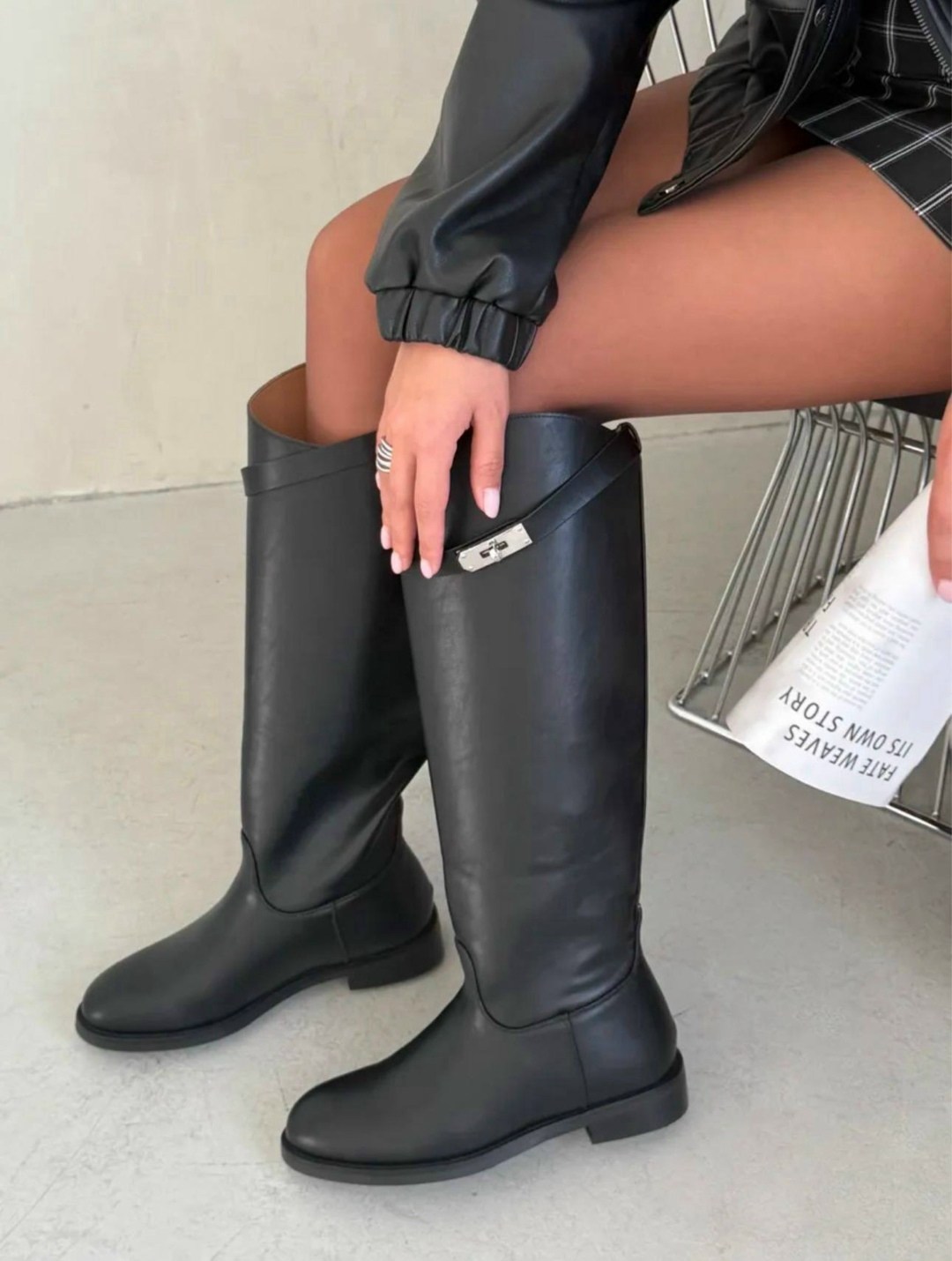 сапоги,сапоги hermes,женские сапоги,сапоги трубы демисезонные с ремешком matmazel цвет черный,сапоги демисезонные