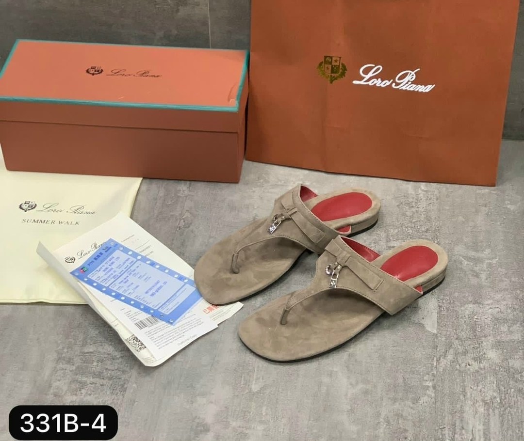 ,женские шлепанцы,сандалии женские,обуви,босоножки замшевые