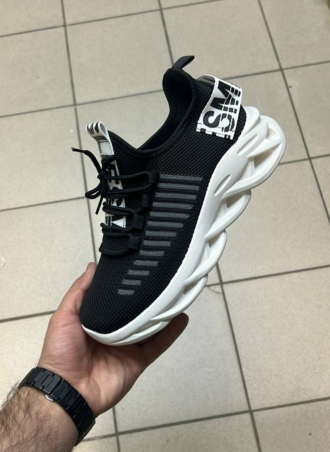 кроссовки,дышащие кроссовки,модные кроссовки,спортивные кроссовки,кроссовки оригинальные