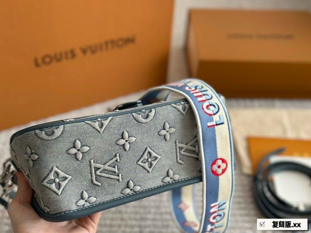 louis vuitton сумка на плечо,сумка женская louis vuitton,louis vuitton сумки,модная женская сумка,сумка на плечо louis vuitton lv