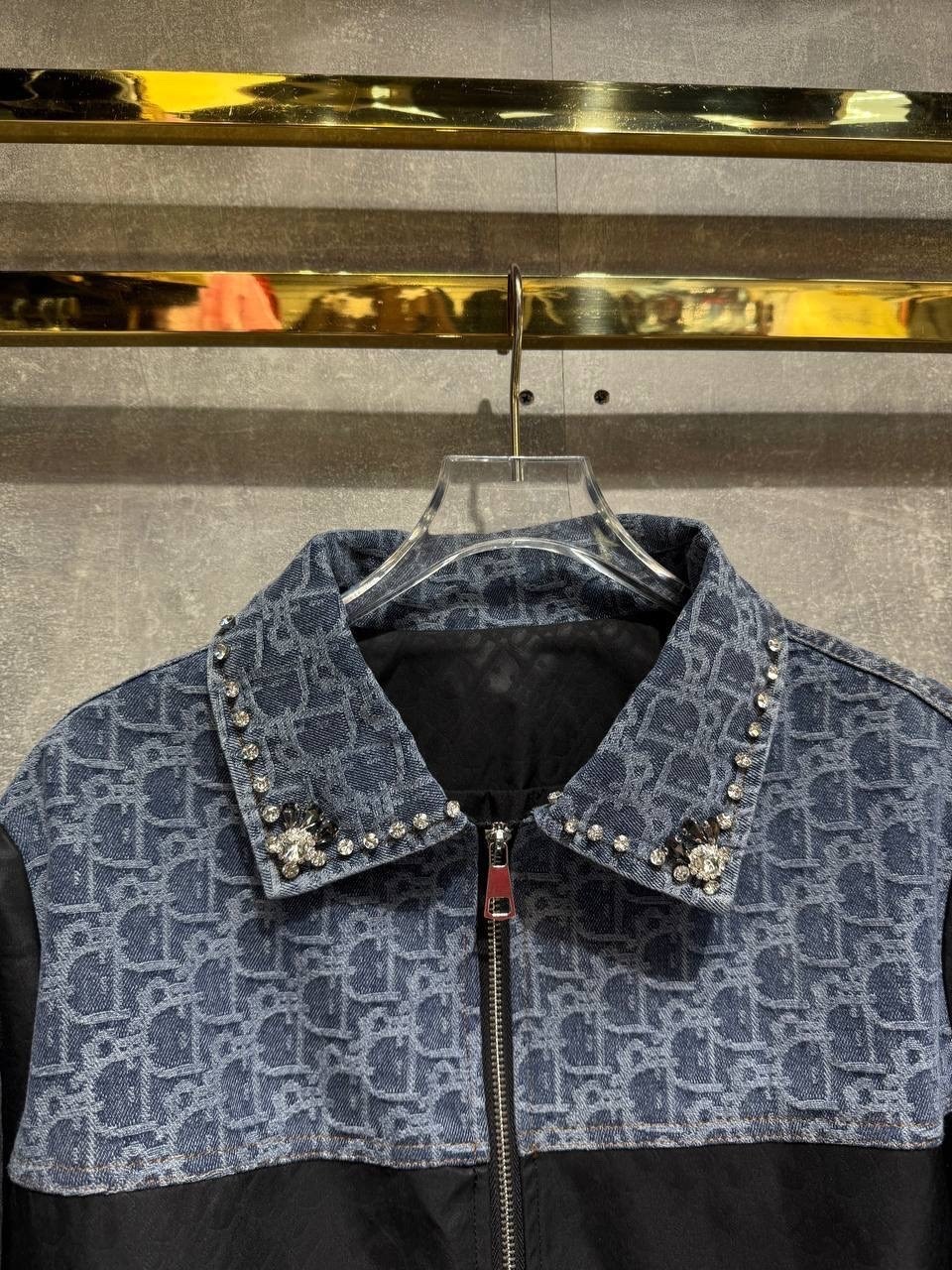 кожаная куртка,женская кофта,роскошная девушка,кофта бомбер