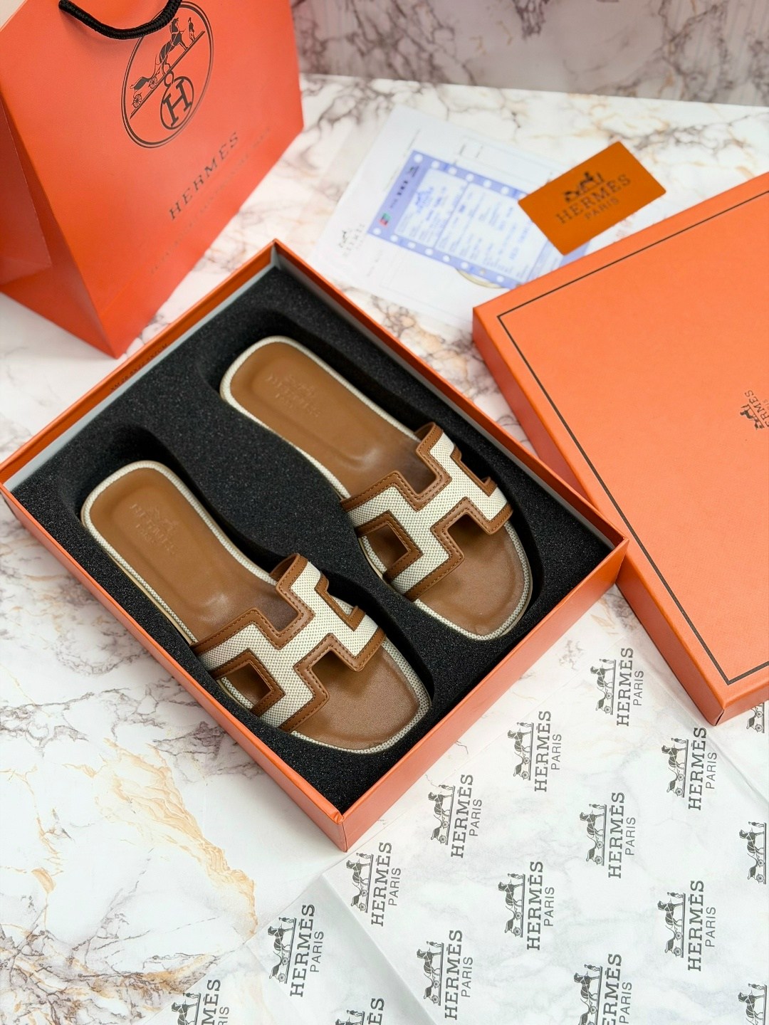 шлепанцы hermes,шлепки эрмес,шлепки hermes женские,шлепки хермес оран,шлепанцы эрмес